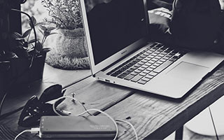 米乐m6官网-上海男篮最新对手是谁？球队整体氛围引人注目，上海男篮目前排名