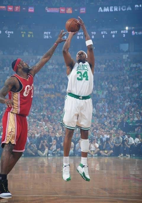 米乐官网入口-关于红衣联盟胜绿城：皮尔斯传奇覆盖詹皇领航的信息