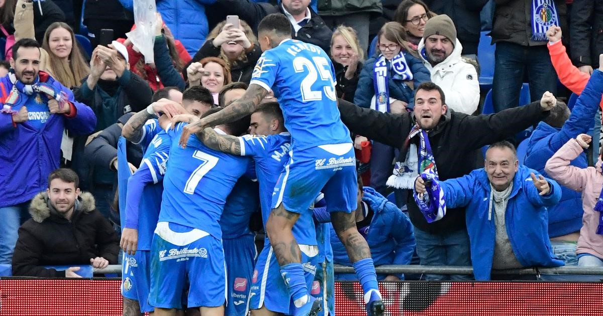 米乐体育直播-瓦伦西亚轻取赫塔费毕尔巴奇遭遇强军阻击的简单介绍