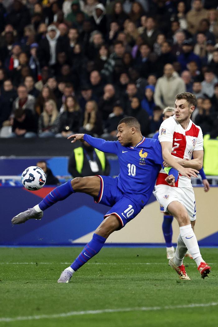 米乐体育官网-包含欧国联决赛成为聚焦点豪情荡漾瞬间飞扬的词条